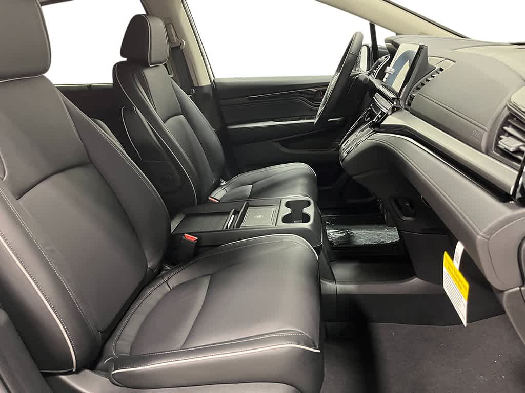 2026 Honda Odyssey - Image 29