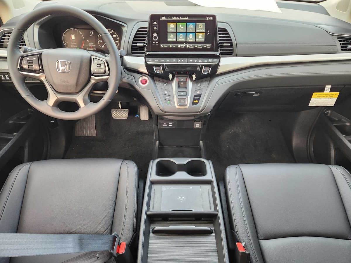 2026 Honda Odyssey - Image 21