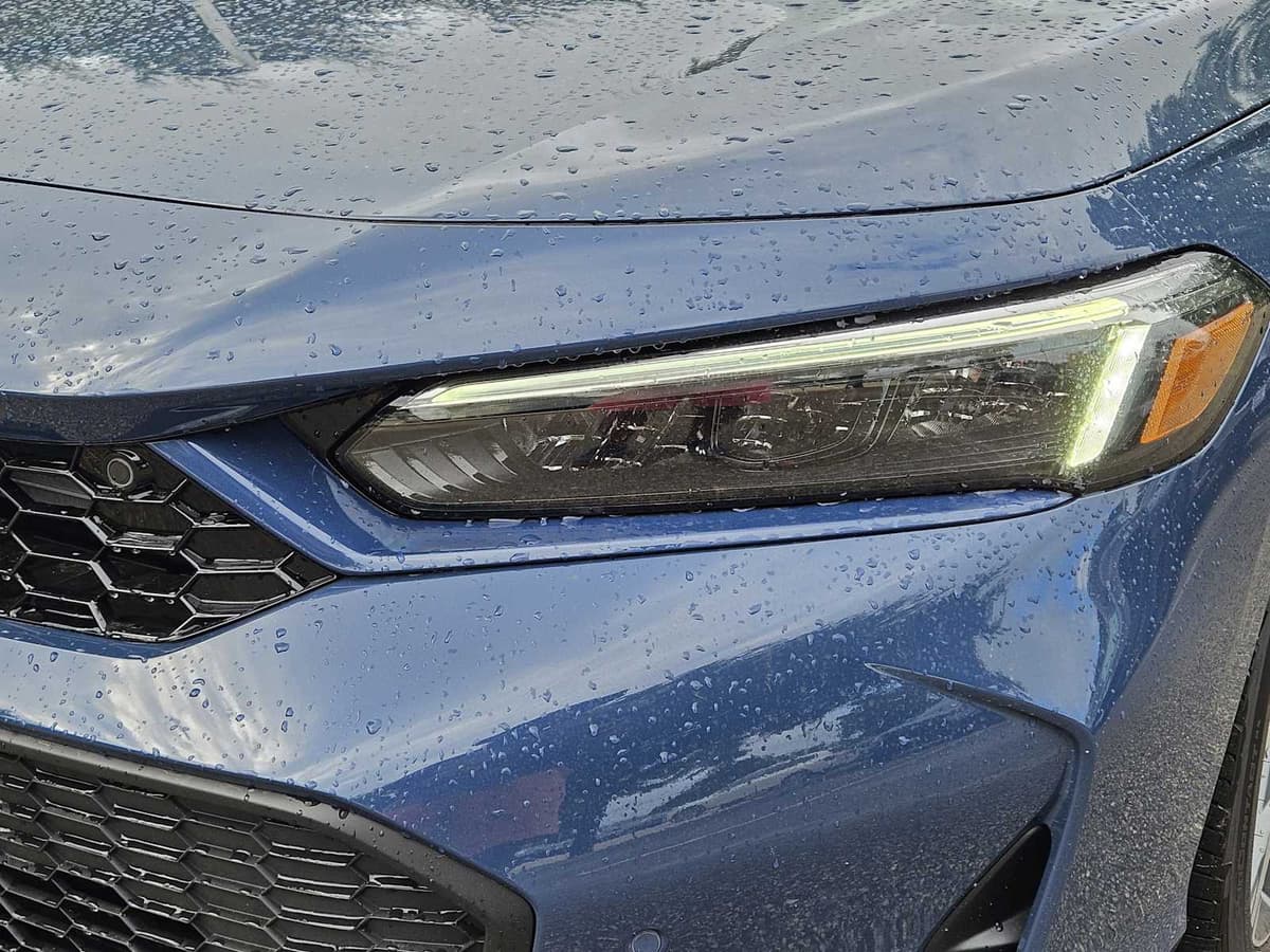 2026 Honda Civic Hybrid - Image 7