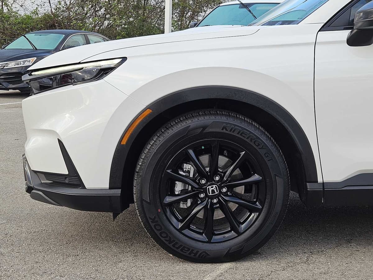 2026 Honda CR-V Hybrid - Image 8