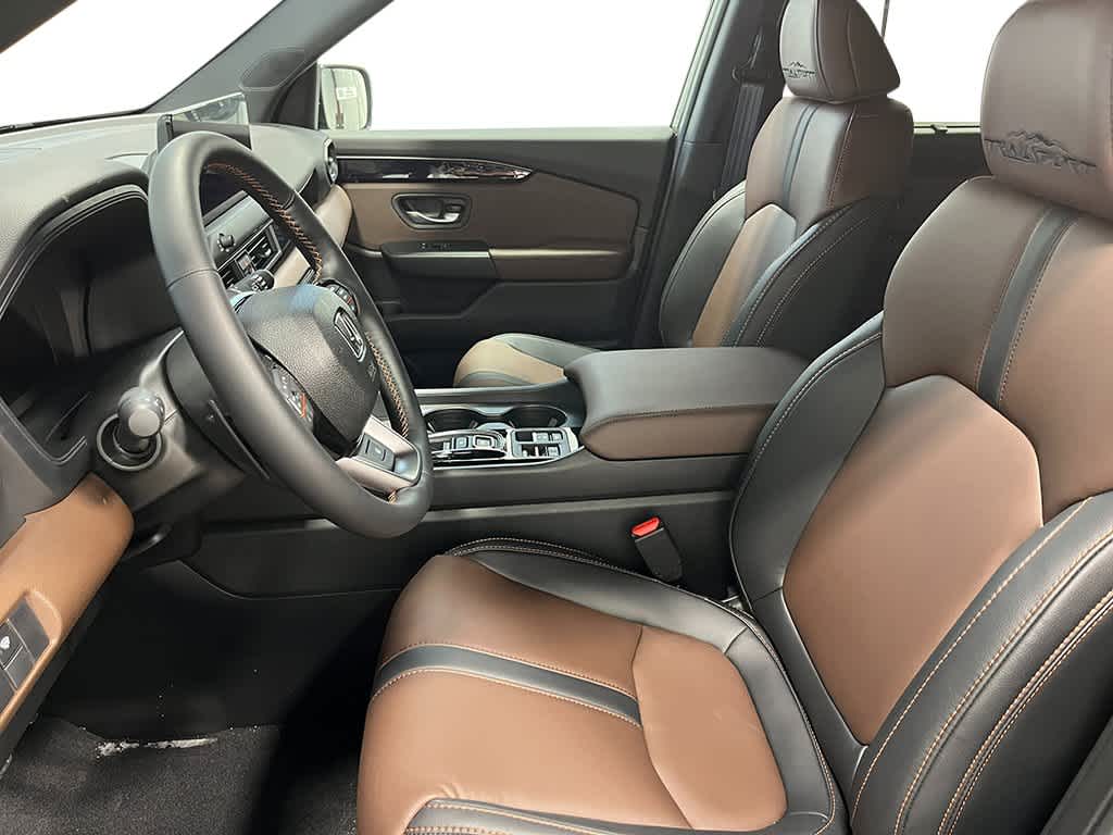 2026 Honda Pilot - Image 16