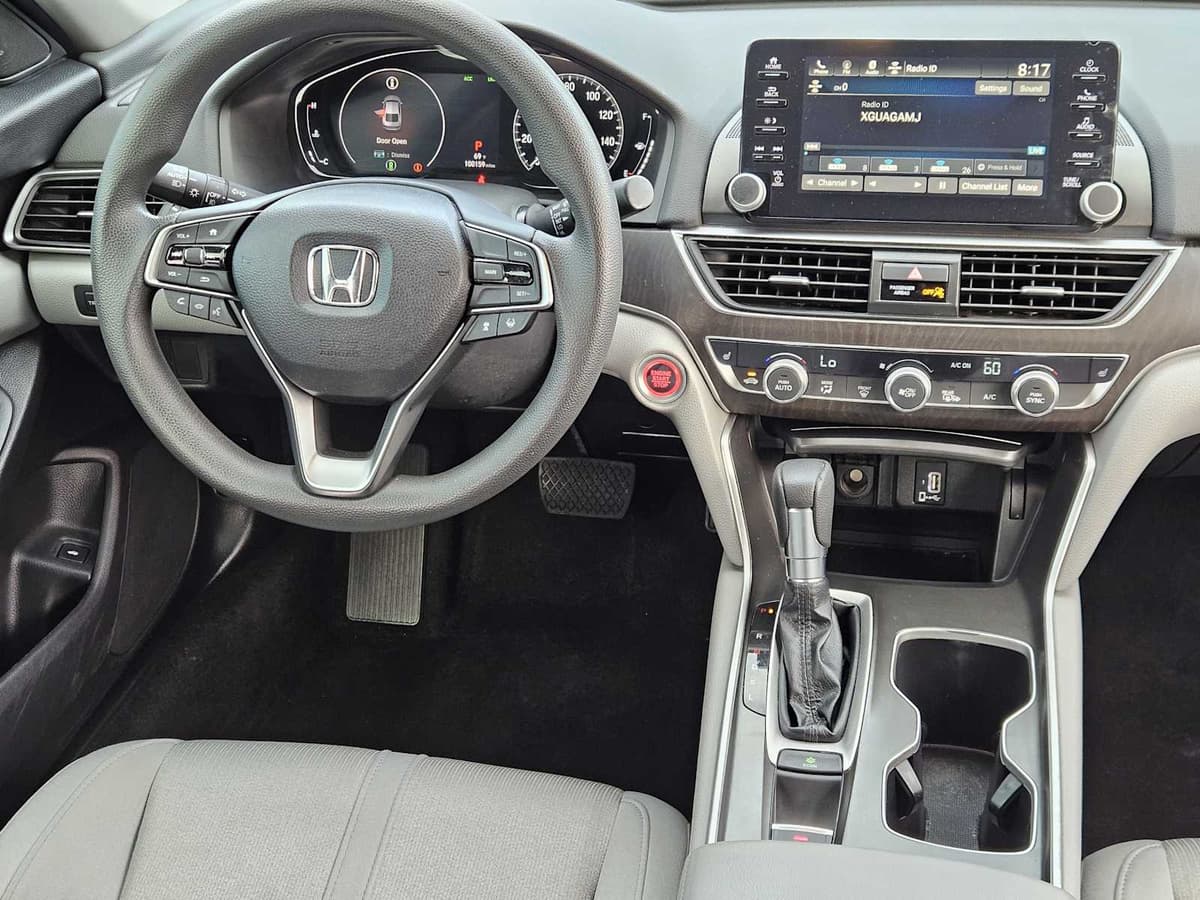 2018 Honda Accord Sedan - Image 25