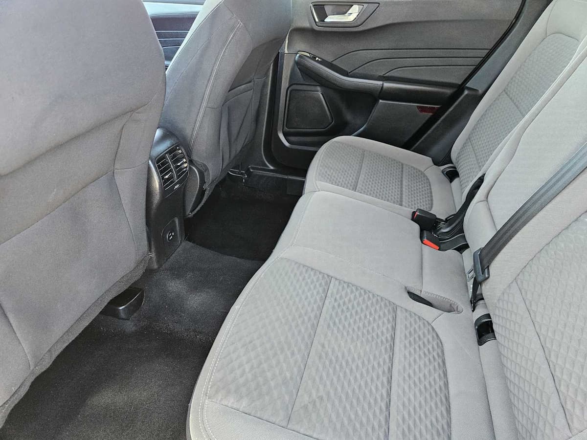 2021 Ford Escape - Image 29