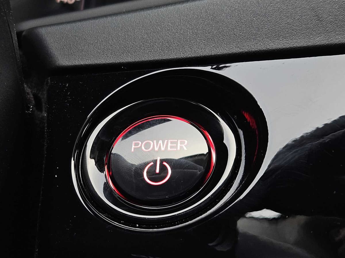 2025 Honda Accord - Image 18