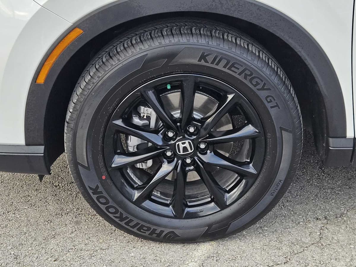 2026 Honda CR-V Hybrid - Image 9