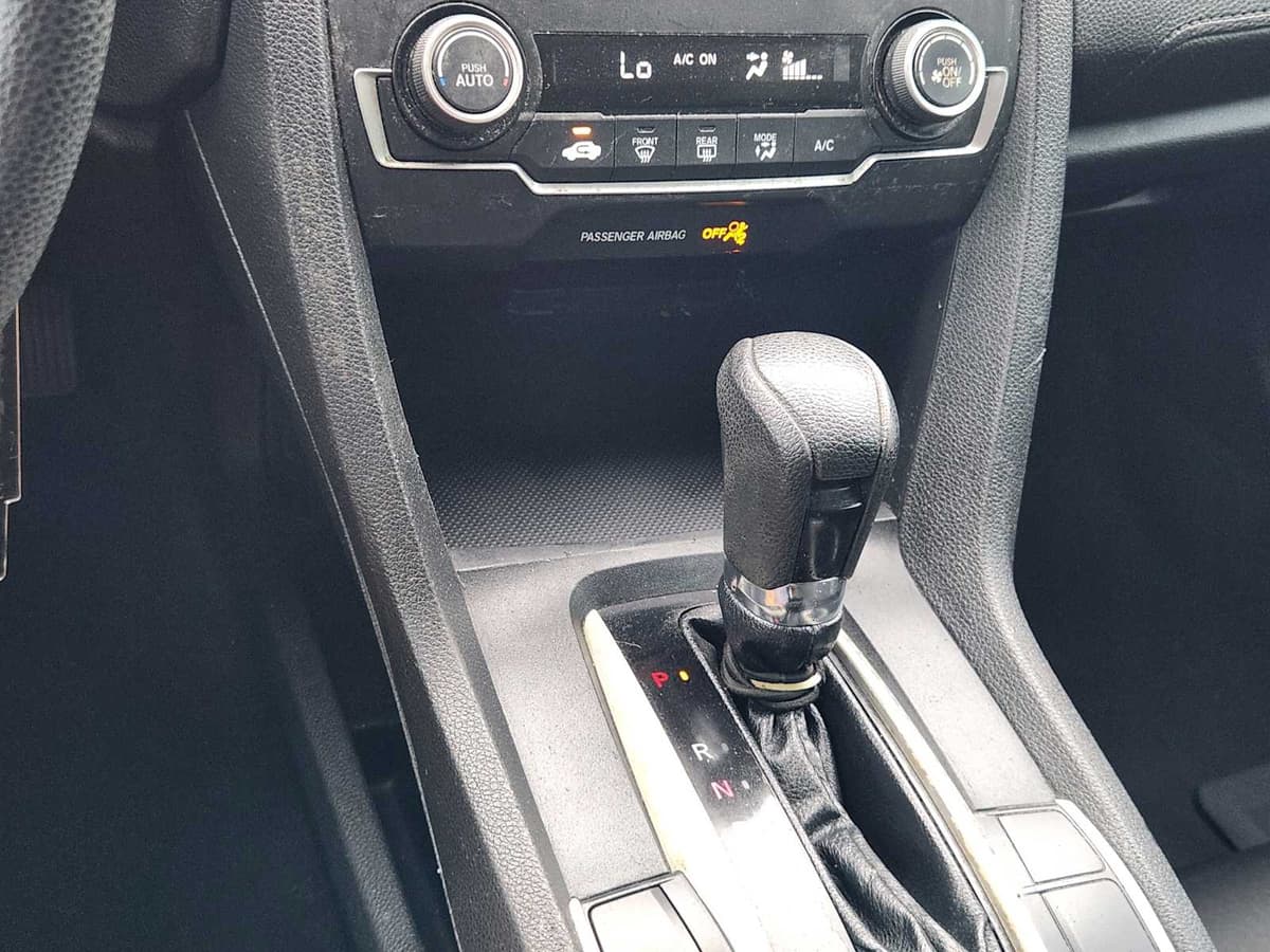 2020 Honda Civic Sedan - Image 19