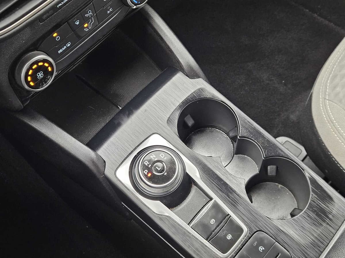 2022 Ford Escape - Image 20