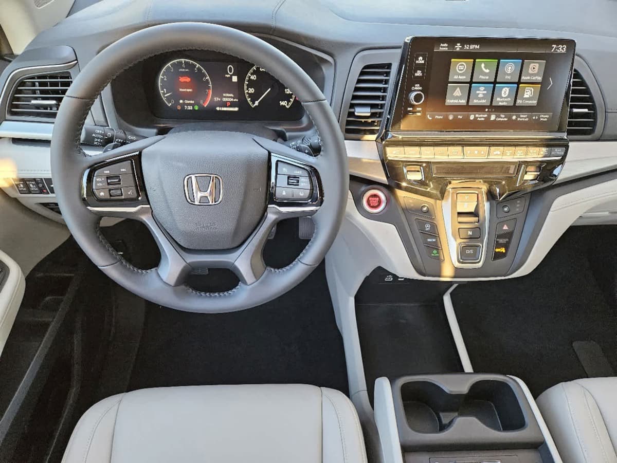 2026 Honda Odyssey - Image 22