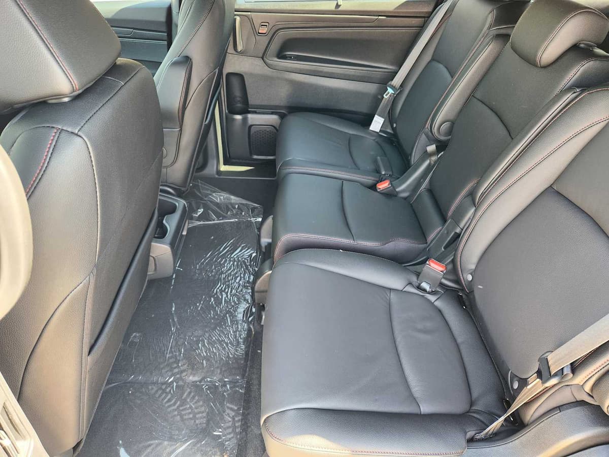 2026 Honda Odyssey - Image 22