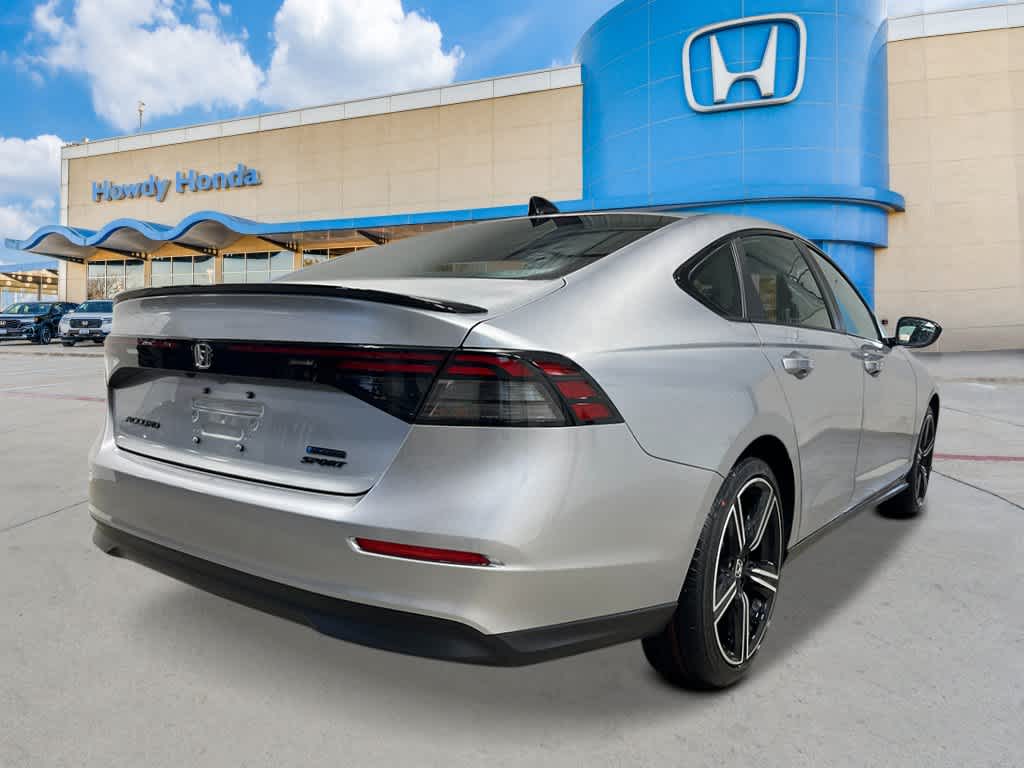 2026 Honda Accord Hybrid - Image 5