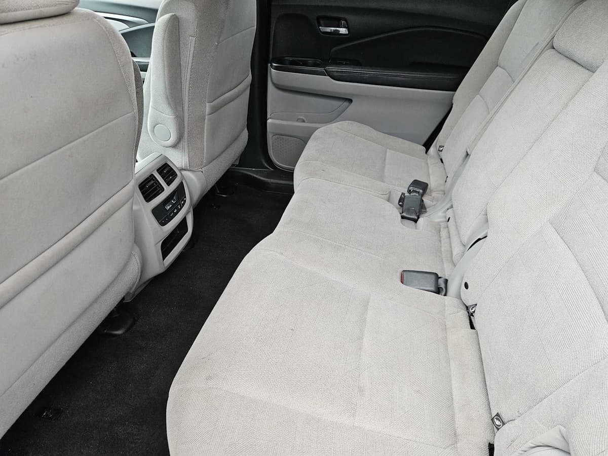 2020 Honda Pilot - Image 28