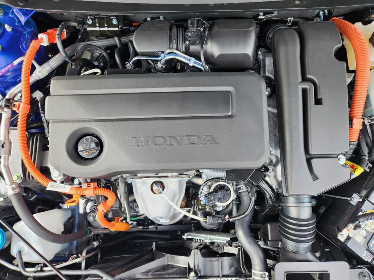 2025 Honda Accord Hybrid - Image 10