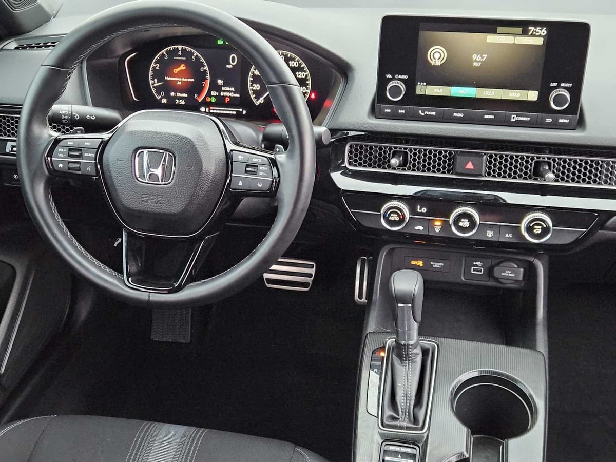 2024 Honda Civic - Image 25