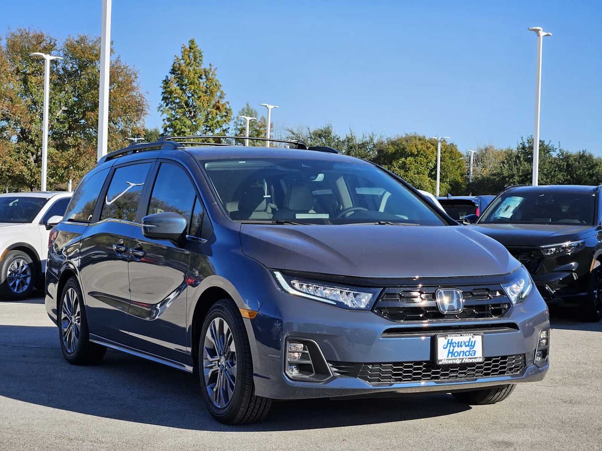 2026 Honda Odyssey - Image 3
