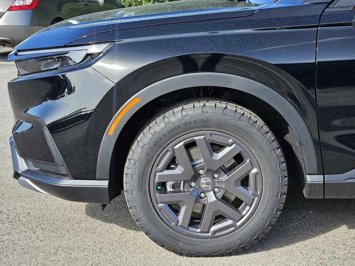 2026 Honda CR-V Hybrid - Image 8