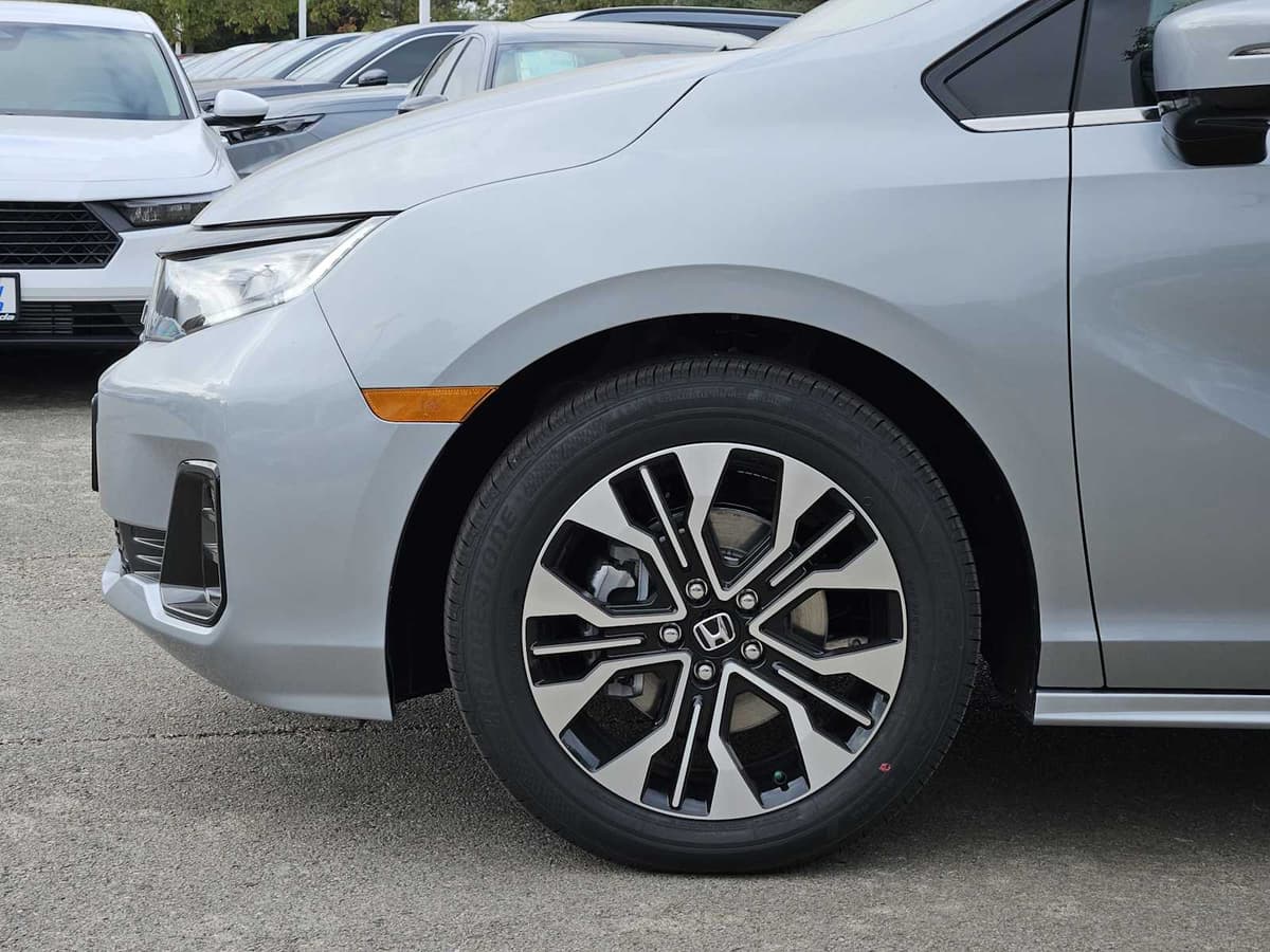2026 Honda Odyssey - Image 7