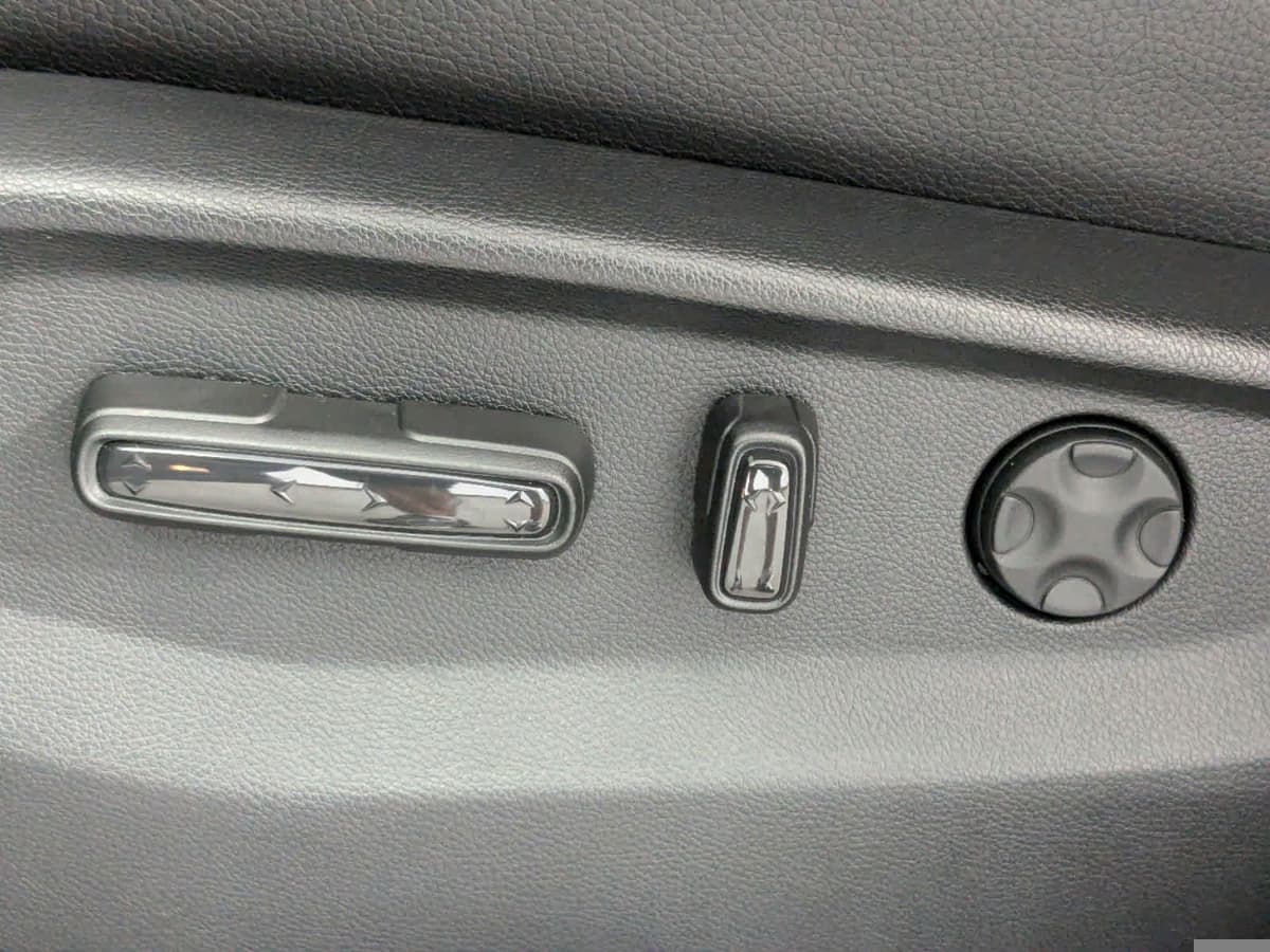 2026 Honda Odyssey - Image 13