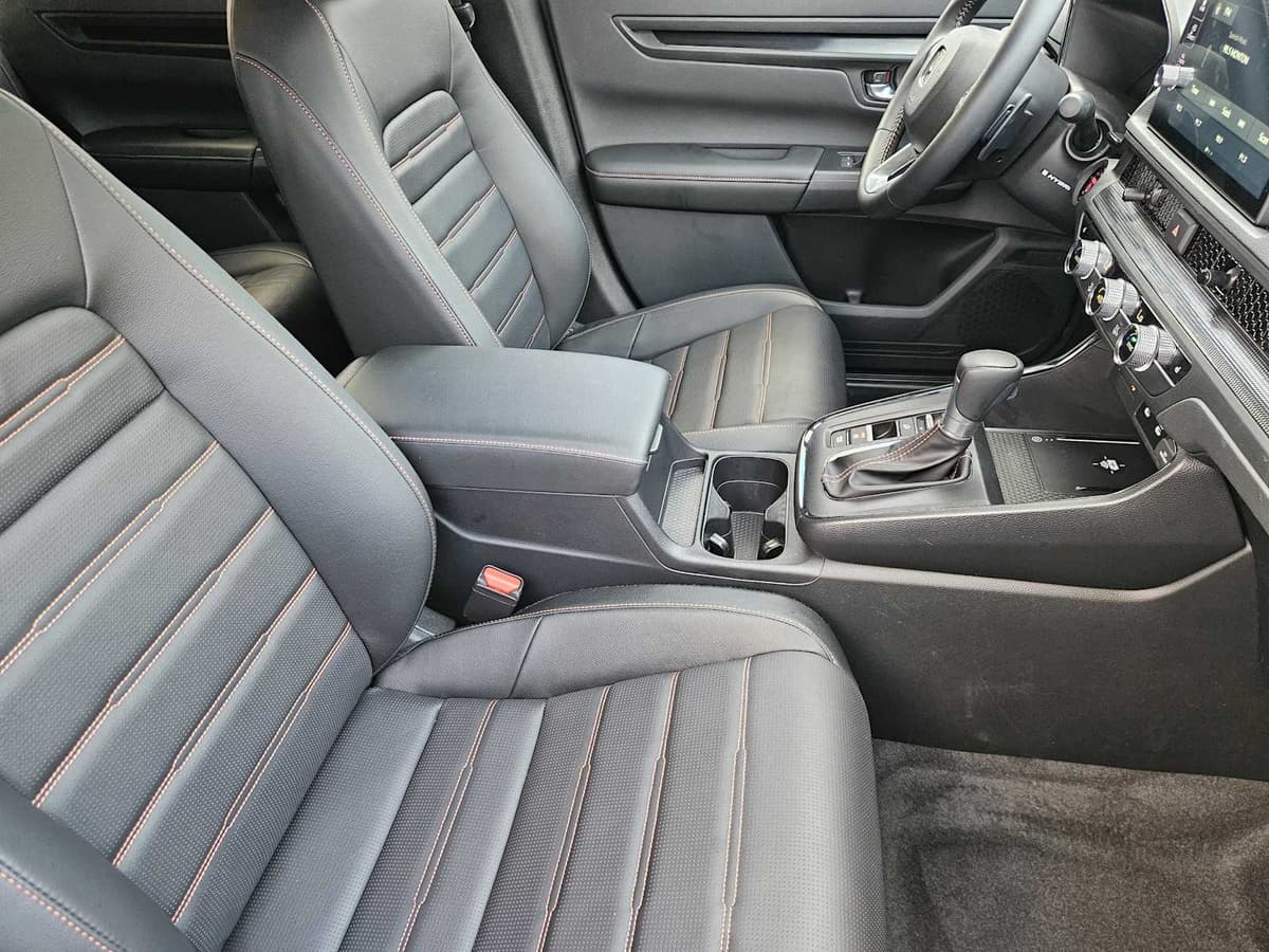 2026 Honda CR-V Hybrid - Image 14