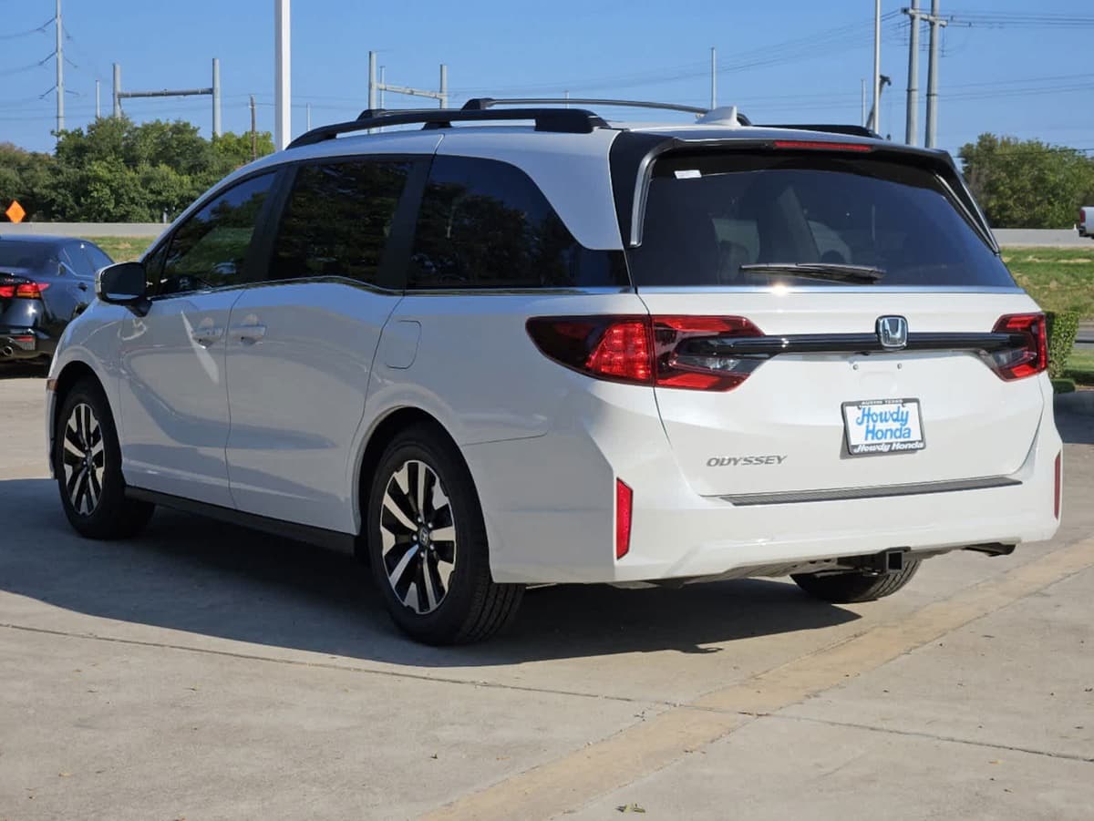 2026 Honda Odyssey - Image 6