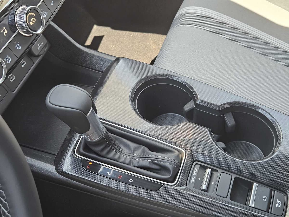 2026 Honda Civic Hybrid - Image 17