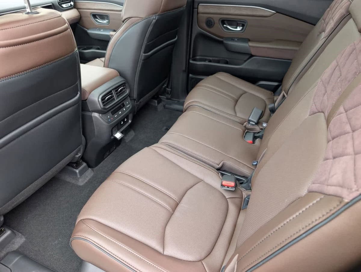 2026 Honda Pilot - Image 24