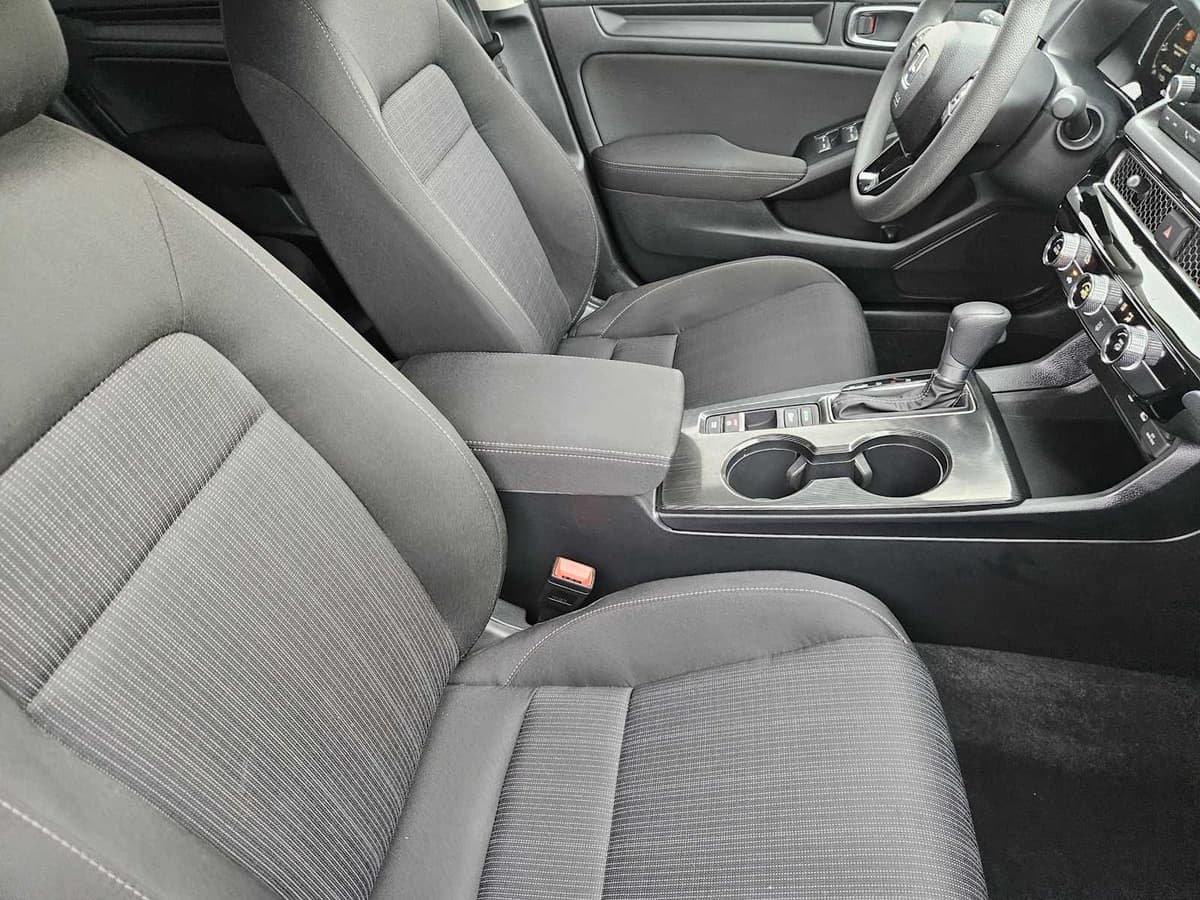 2026 Honda Civic - Image 13