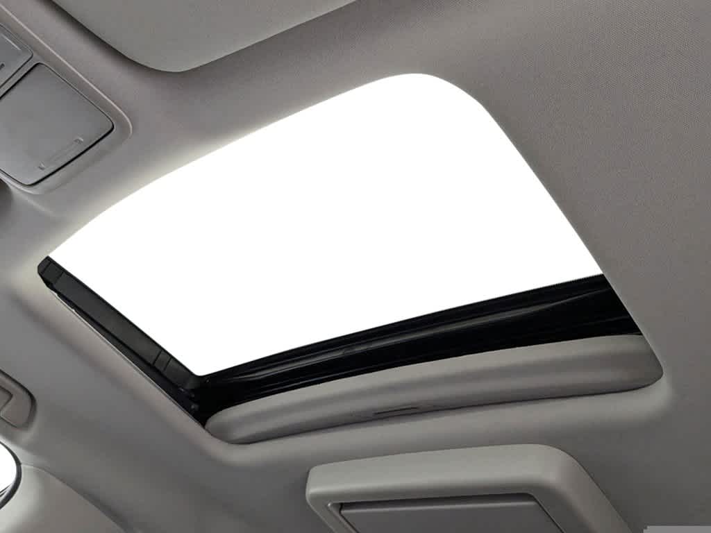 2026 Honda Odyssey - Image 21