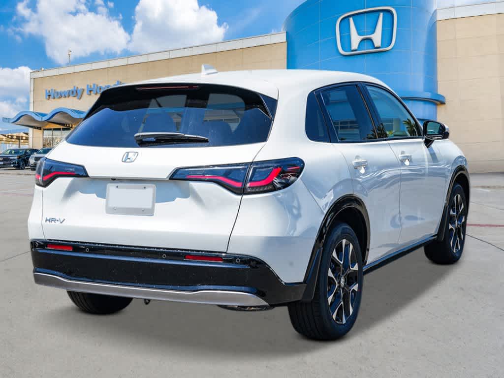 2027 Honda HR-V - Image 4