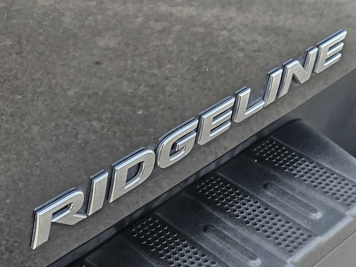 2023 Honda Ridgeline - Image 12