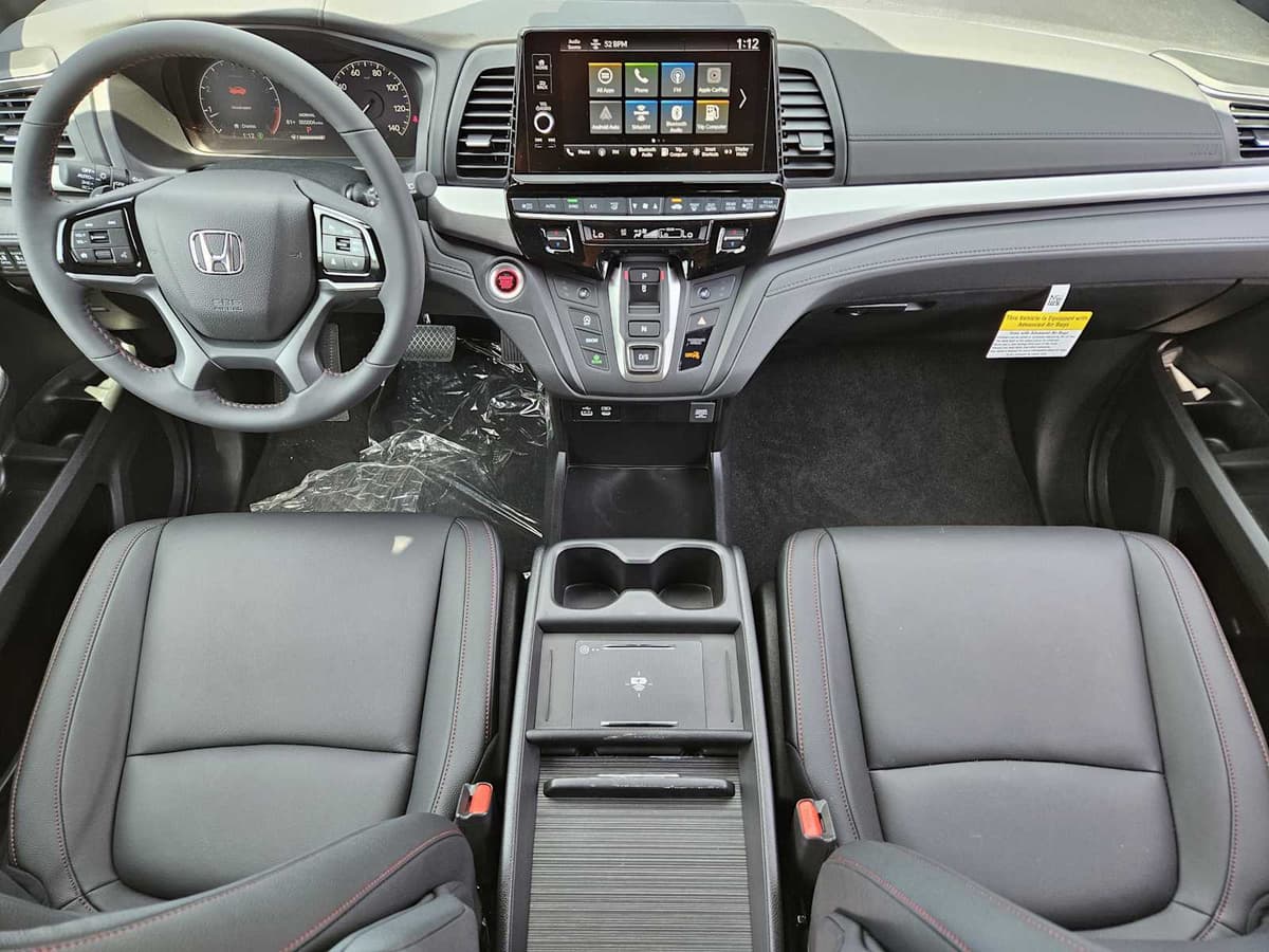 2026 Honda Odyssey - Image 21