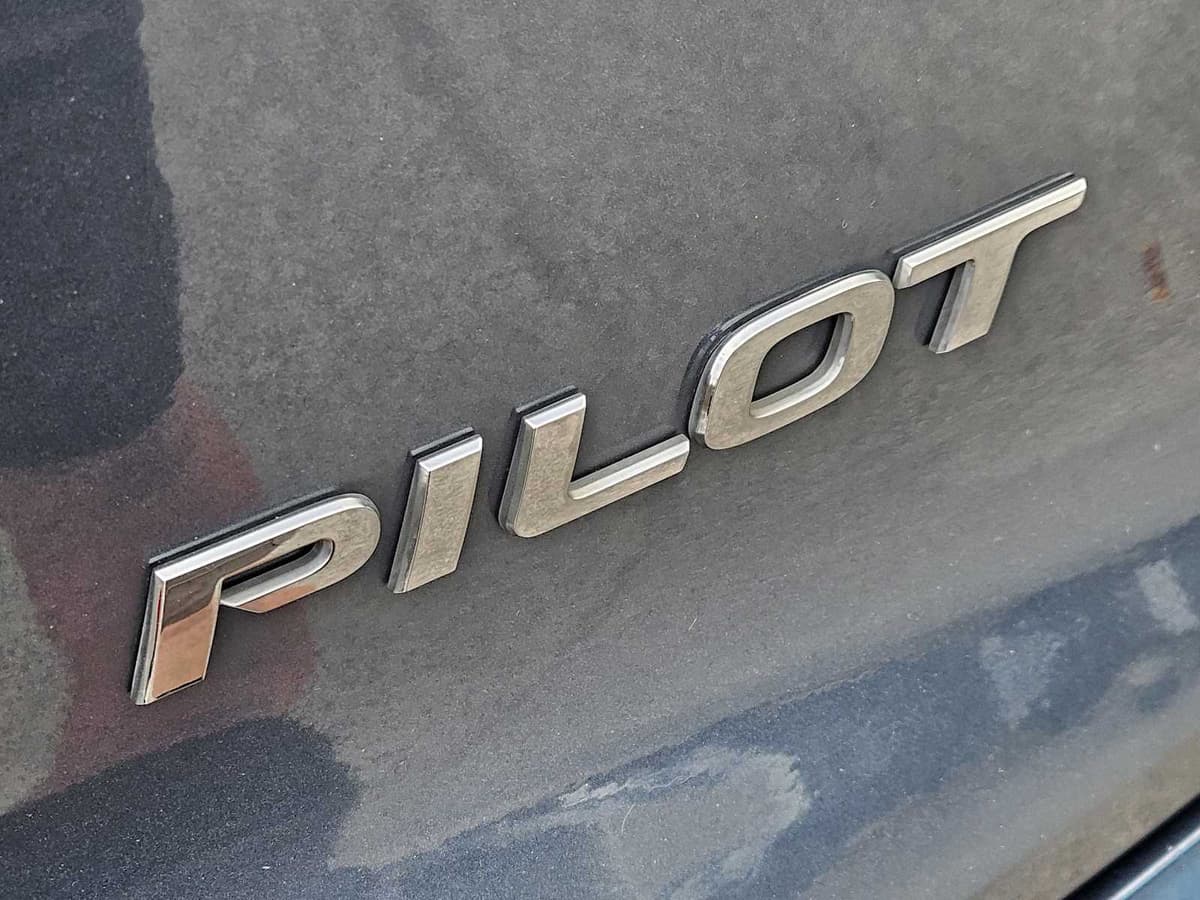 2020 Honda Pilot - Image 11