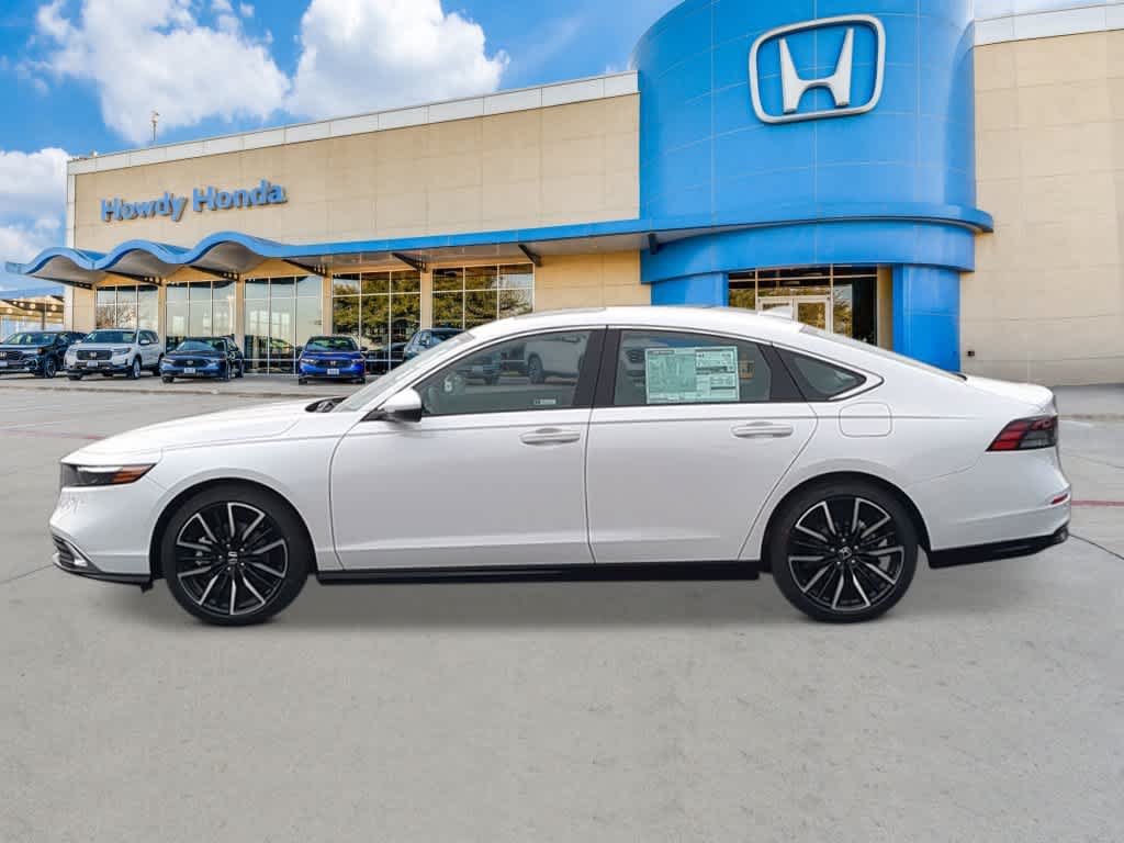 2026 Honda Accord Hybrid - Image 2