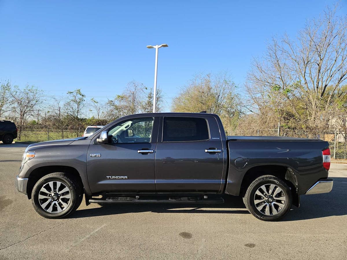 2020 Toyota Tundra - Image 4