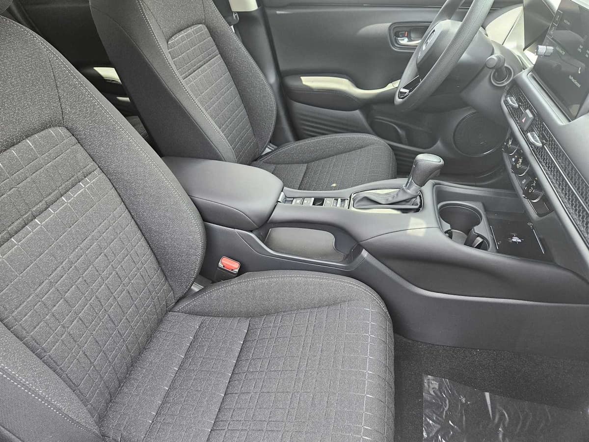 2026 Honda HR-V - Image 11