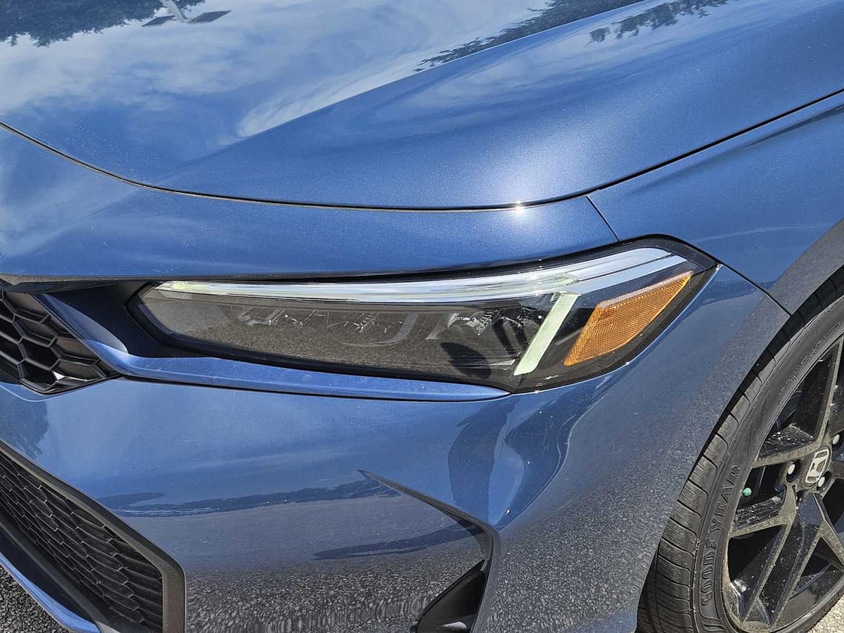 2026 Honda Civic Hybrid - Image 7