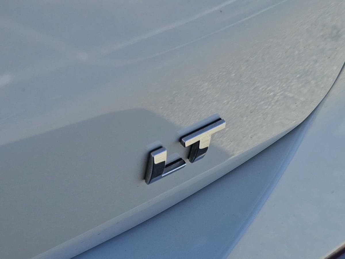 2021 Chevrolet Equinox - Image 29