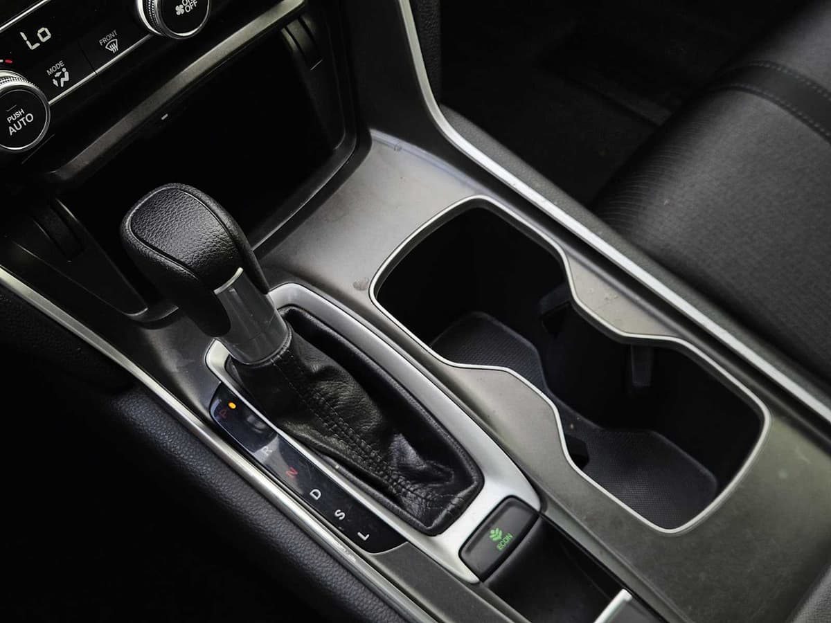 2020 Honda Accord Sedan - Image 18