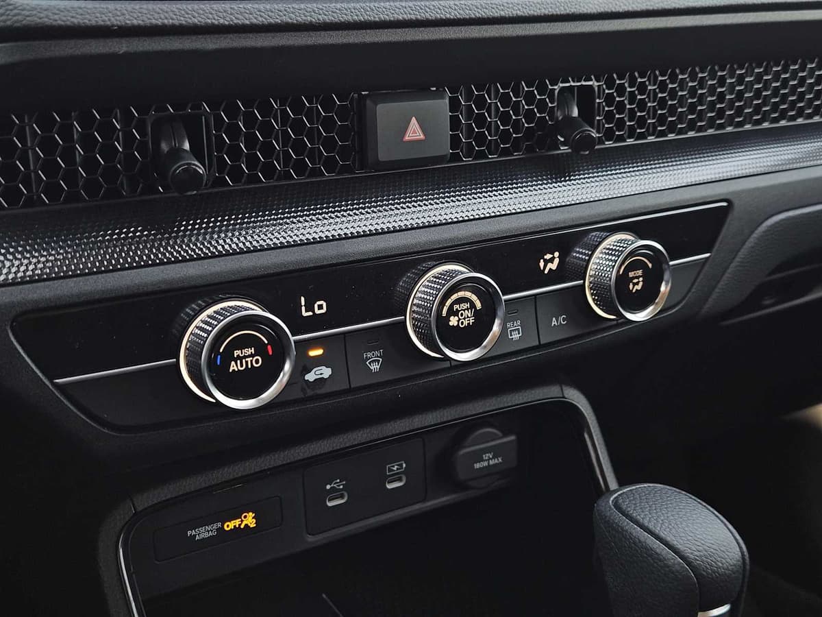 2026 Honda CR-V - Image 18