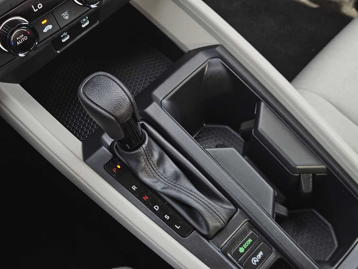 2023 Honda Accord - Image 19