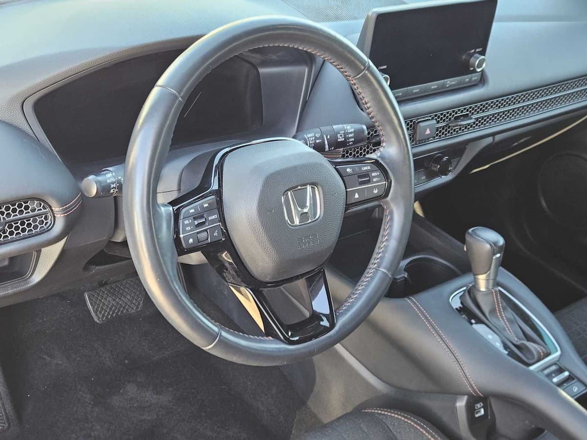 2023 Honda HR-V - Image 2