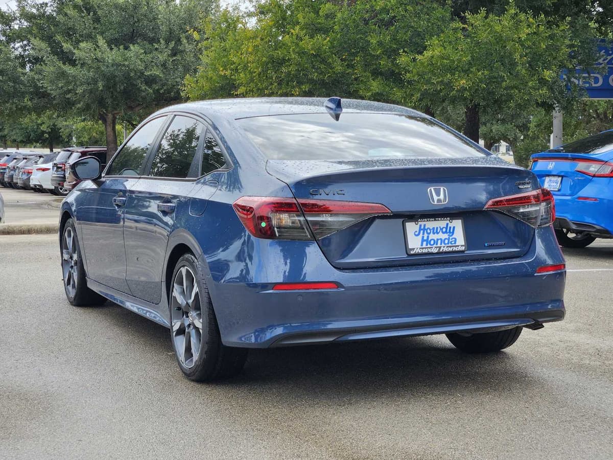 2026 Honda Civic Hybrid - Image 6