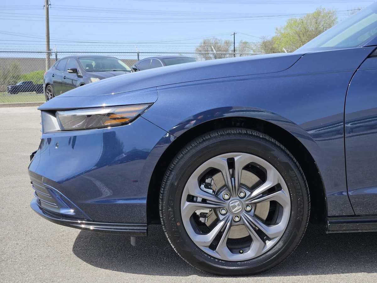 2025 Honda Accord - Image 8