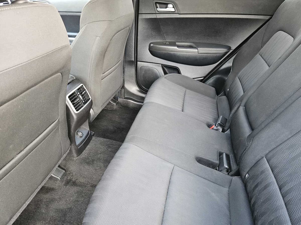 2021 Kia Sportage - Image 26