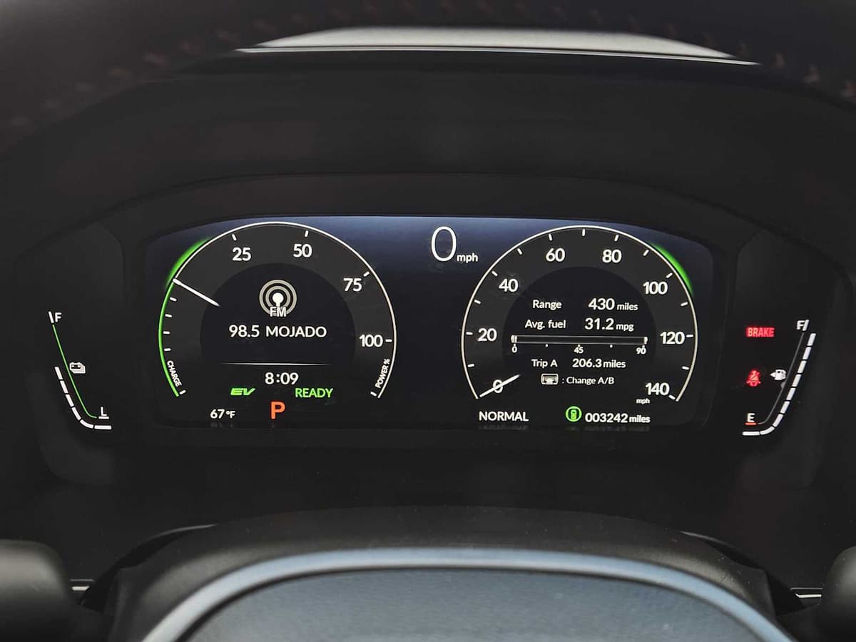 2026 Honda CR-V Hybrid - Image 16