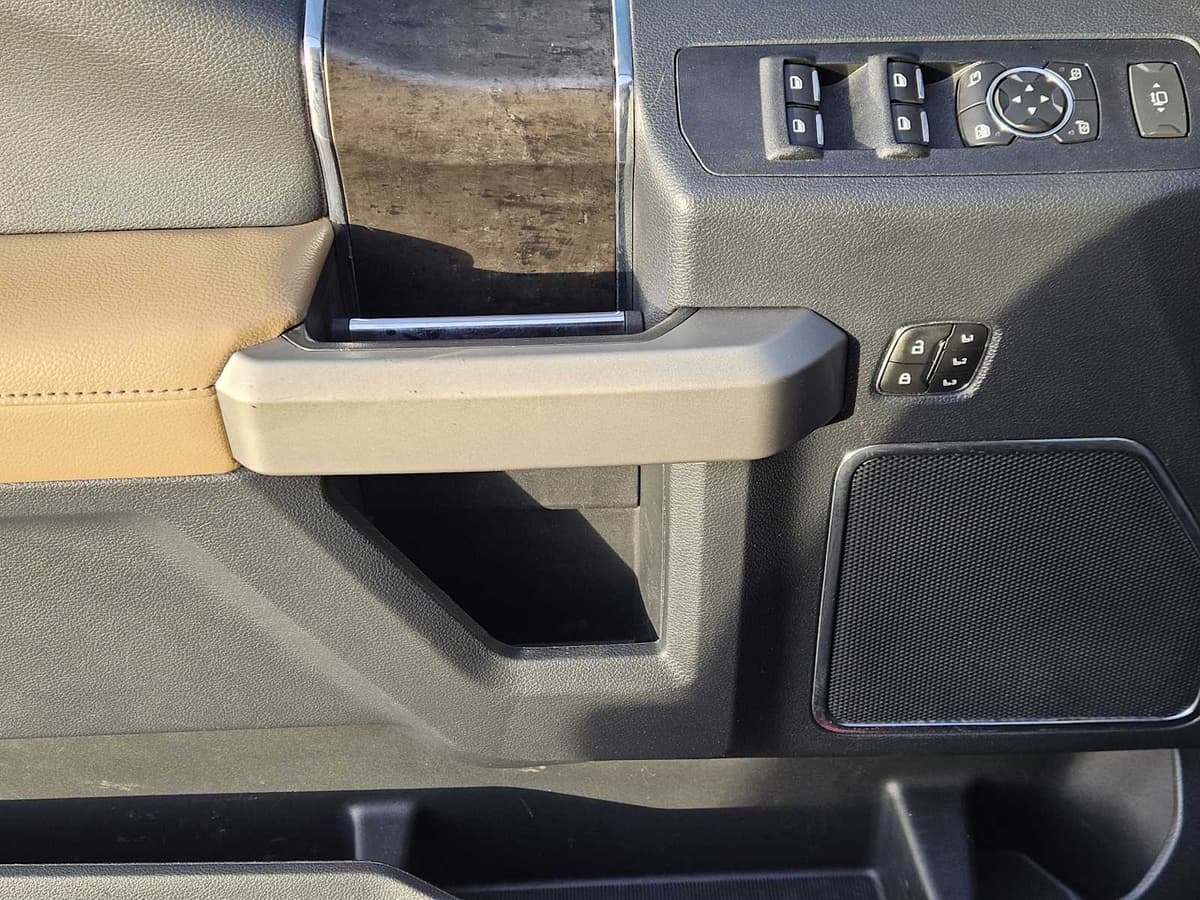 2022 Ford Super Duty F-250 SRW - Image 22