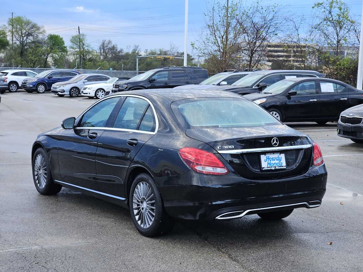 2016 Mercedes-Benz C 300 - Image 4