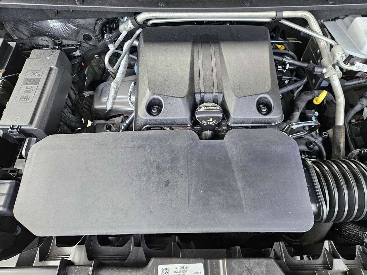 2023 Chevrolet Colorado - Image 29