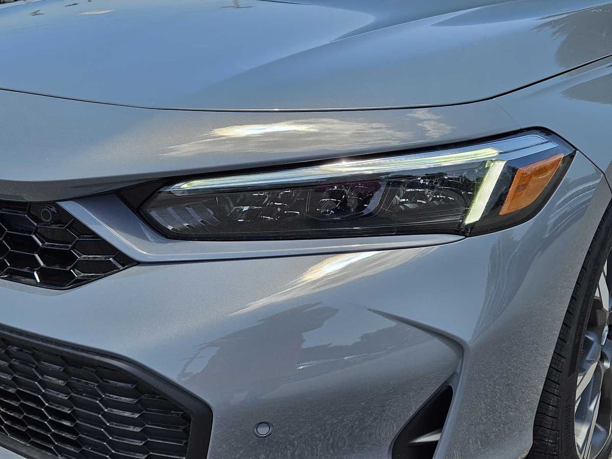 2026 Honda Civic Hybrid - Image 7