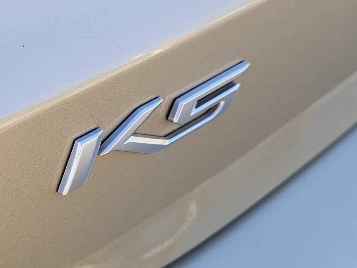 2022 Kia K5 - Image 11