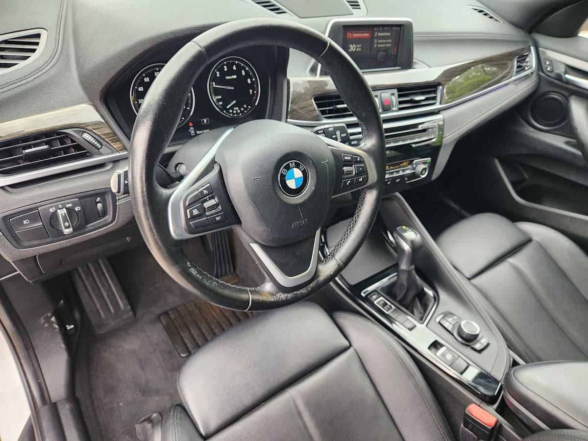 2018 BMW X2 sDrive28i - Image 2